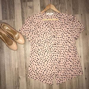 NWOT - Loft Size M Fashion Top ♥️